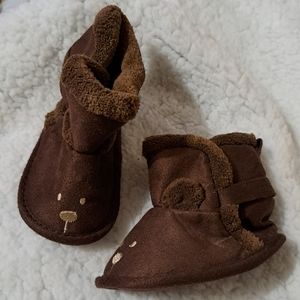 Baby Bear Booties NWOT